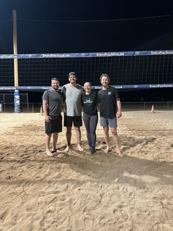 Volleyball Mon Co-ed Lite 4v4 - A/B Champions
