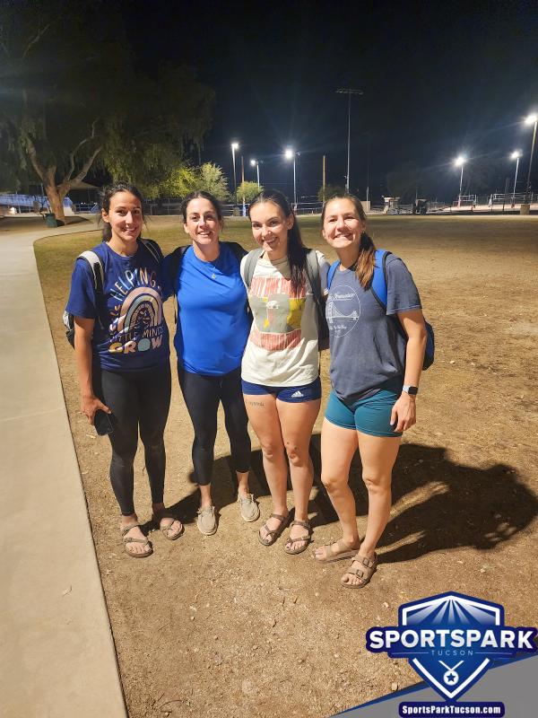 Volleyball Tue Women's 2v2 Champions