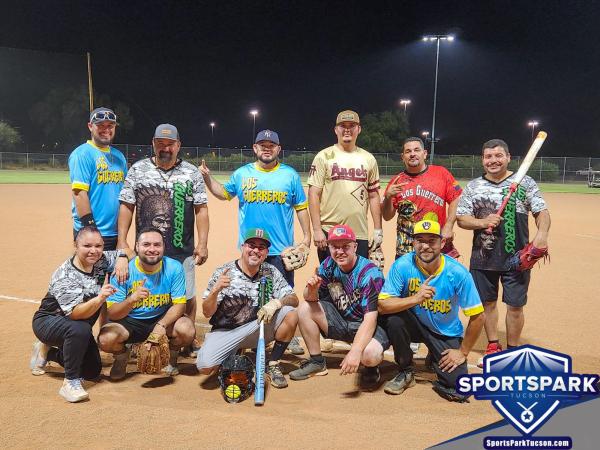 Softball Fri Men's 10v10 - D Champions