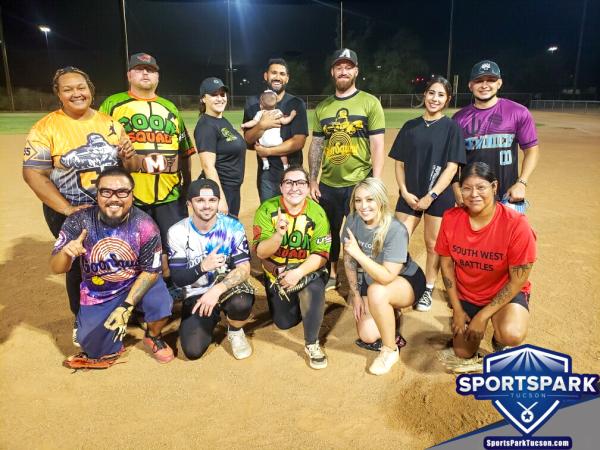 Softball Fri Co-ed 10v10 - E Champions