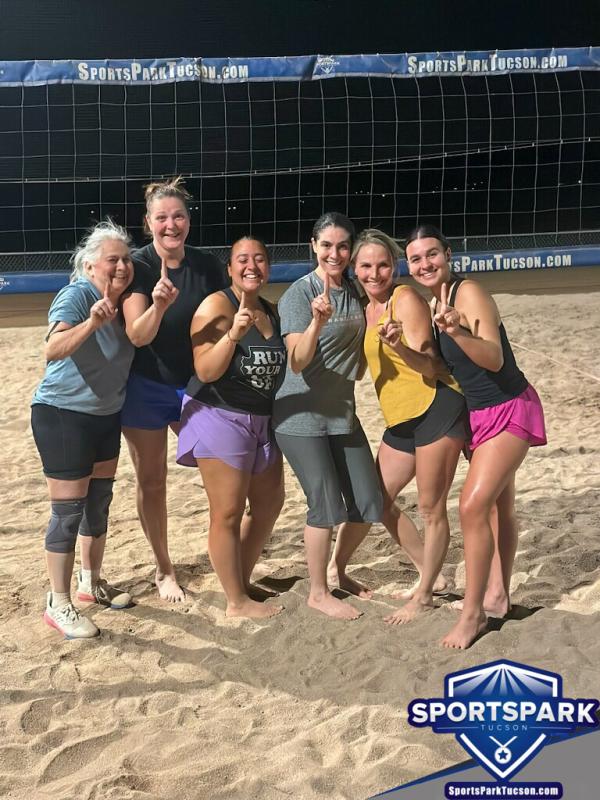 Volleyball Thu Women's 6v6 - A/B Champions