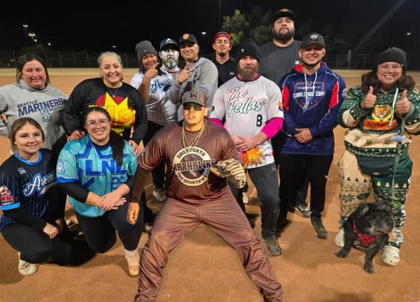 Softball Fri Co-ed 10v10 - E Champions