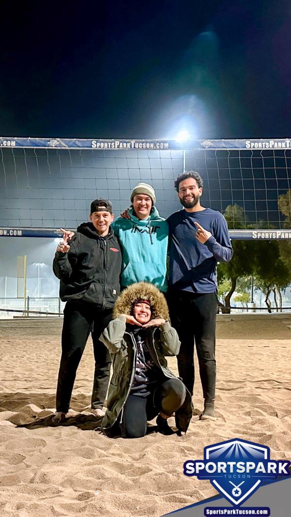 Volleyball Mon Co-ed Lite 4v4 - A/B Champions